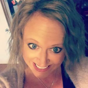 Meet your Posher, Stacie